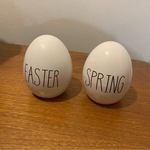 S/2 Rae Dunn Eggs